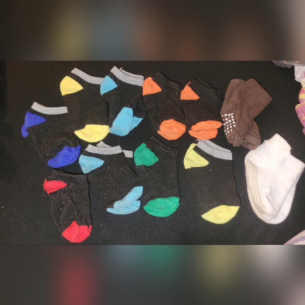 Socks. 11 pairs Baby socks 18mo-2t. Multicolor gender neutral socks. Some new!